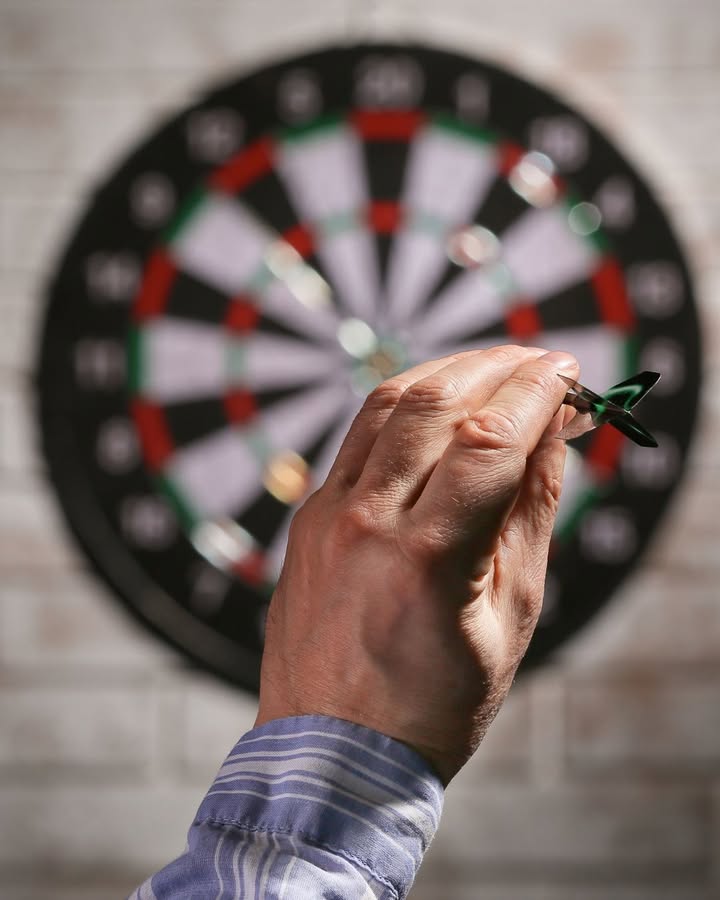 Featured image for “Friday Darts Competition: Fun, Prizes, and Good Times at Temora Hotel”