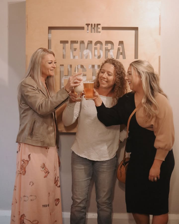 Featured image for “Friday Arvo Drinks at Temora Hotel”