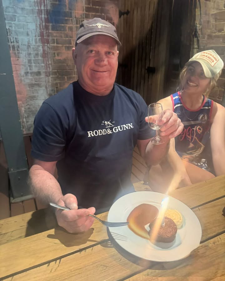 Featured image for “Happy Birthday Andrew at Temora Hotel”