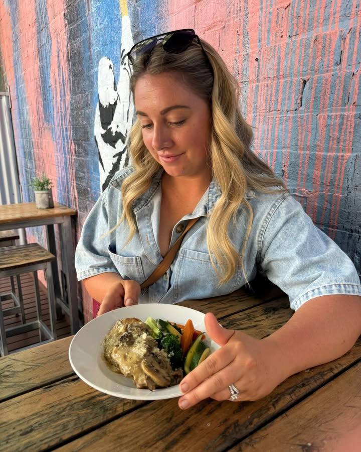 Featured image for “Delicious Dining at Temora Hotel Bistro”