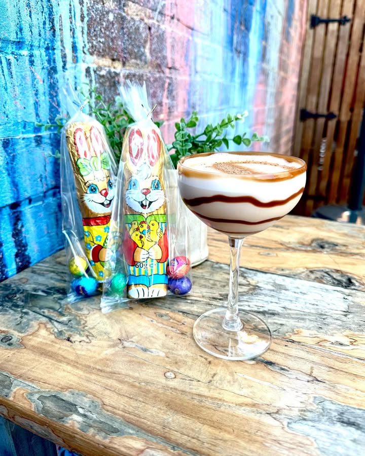 Featured image for “Chocolate Cocktail of the Month at Temora Hotel”